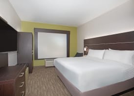 Holiday Inn Express & Suites LONGMONT - BOULDER AREA by IHG 4