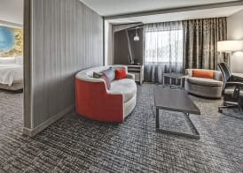 Courtyard by Marriott Oxford 4
