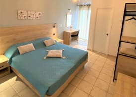 Tzevenos Hotel 3