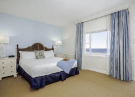 La Jolla Beach and Tennis Club 5