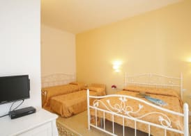 B&B Monsignore 5