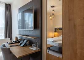 MEAT UND STAY Hotel 5