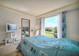 HAVRE DE PAIX" 5 étoiles Prestige jacuzzi, hammam, sauna, PISCINE chauffée Mougins Cannes Grasse 4
