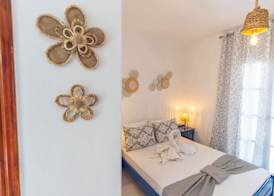 Lunar Seaside Hotel 3