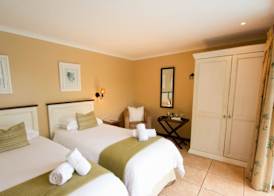 Aziza Guest House 4