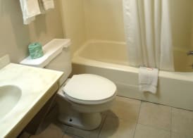 Knights Inn Paxinos 2