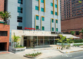 Hampton by Hilton Cali 4