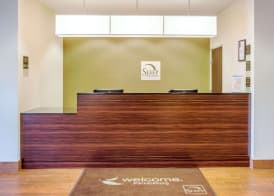 Sleep Inn & Suites Parkersburg - Mineral Wells 4
