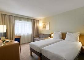 Novotel Paris La Defense Esplanade 5