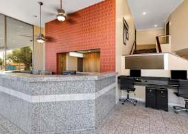 Best Western Date Tree Hotel 5