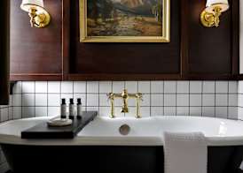 The Avery Hotel 4