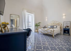 Crudo Home 3