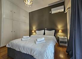 Homely Stay at Acropolis Museum 2