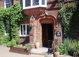 Harefield Manor Hotel 3