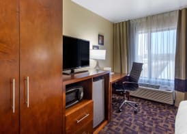 Comfort Inn & Suites North Aurora - Naperville 3