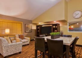 AmericInn by Wyndham Algona 2