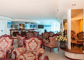 Mayflower Beach Hotel 4