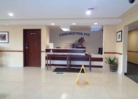 Fairgrounds Inn 5