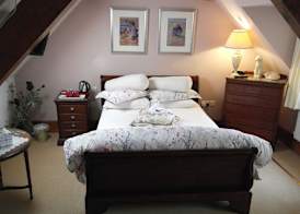 Little Red Rooster Rest and Spa 5