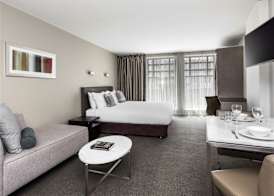Mantra Collins Hotel 2
