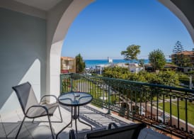 Paradise Hotel Zth 5