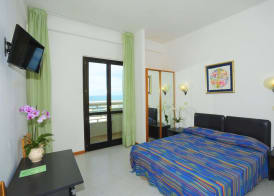 Hotel Borgo Marina 3