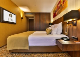 Hotel Zeta 5