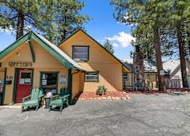 Big Bear Lakefront Lodge 2