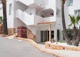 Apartamentos Blanco Sol 4