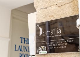 Domatia 2