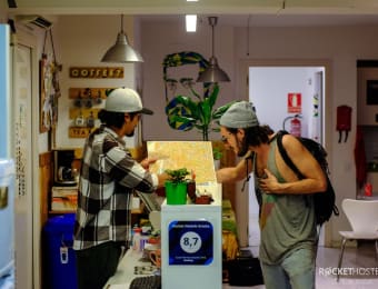 Rocket Hostels Gracia 1