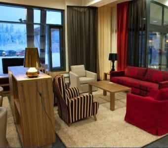 Gold Digger & Sky Lounge - Hotel Levi Panorama