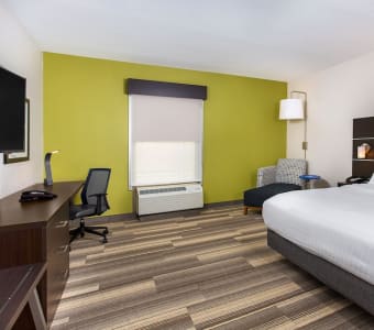 Holiday Inn Express & Suites Morristown, an IHG Hotel 5
