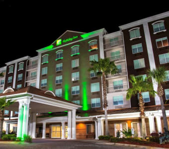 Holiday Inn & Suites Lake City, an IHG Hotel 1