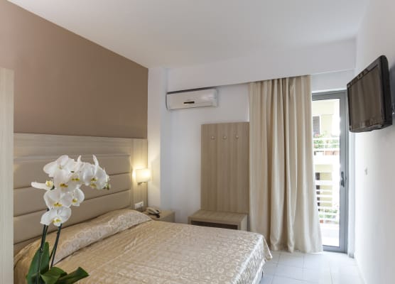 Hotel Africa 1
