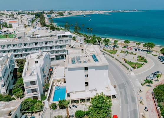 Zephyros Hotel 1