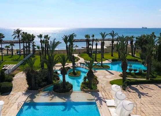 Sandy Beach Hotel & Spa 1