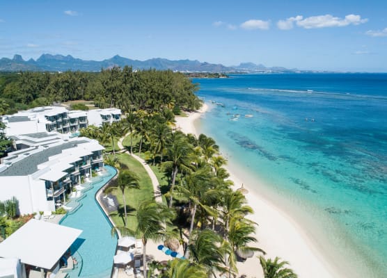 Victoria Beachcomber Resort & Spa 1