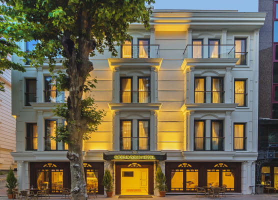 Grand Naki Hotel 1