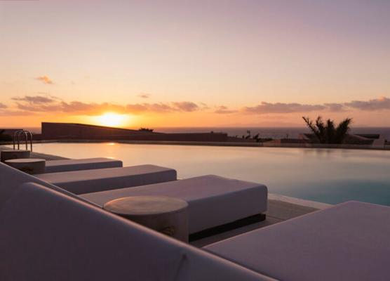 Domes Novos Santorini, Autograph Collection 1