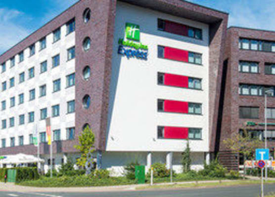 Holiday Inn Express BREMEN AIRPORT by IHG 1