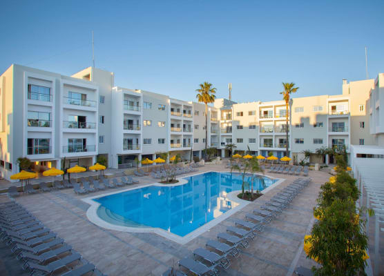 Mayfair Gardens 1