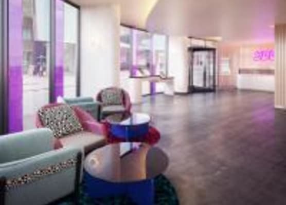 YOTEL Glasgow 1