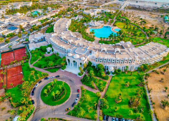 Royal Garden Palace - Families and Couples 1