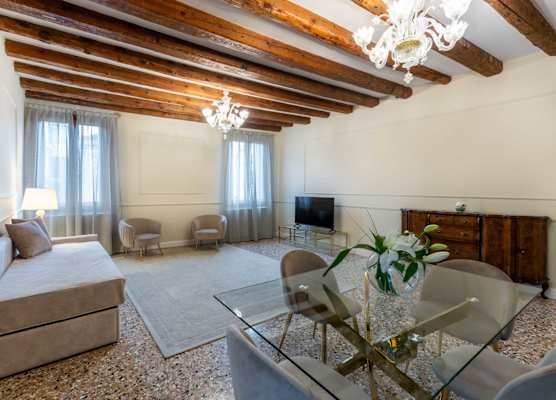 San Vio Palace Luxury Apartments 1