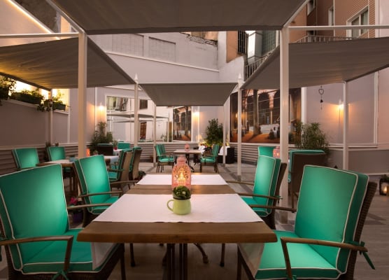 Lalahan Hotel 1