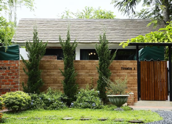 Ginger Bread House - Pet Lover Resort 1