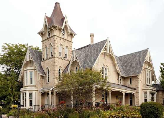 Elm Hurst Inn & Spa 1