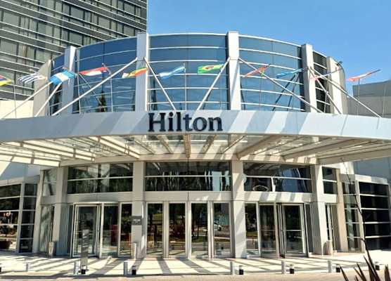 Hilton Mendoza 1