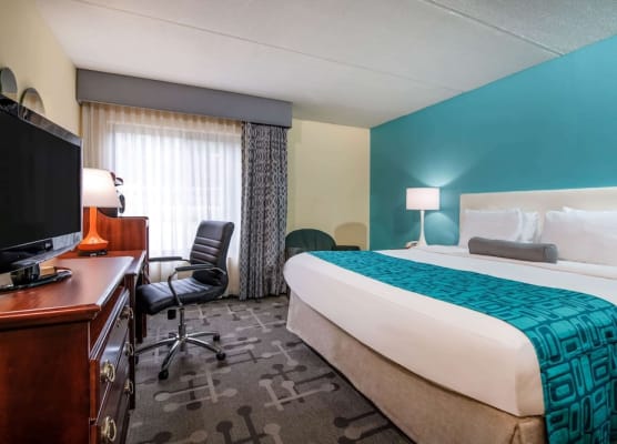Howard Johnson by Wyndham Saugerties 1